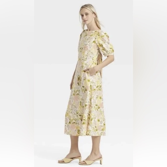 Who What Wear Dresses & Skirts - Who What Wear Linen Pastel Pink and Green Floral Maxi Dress